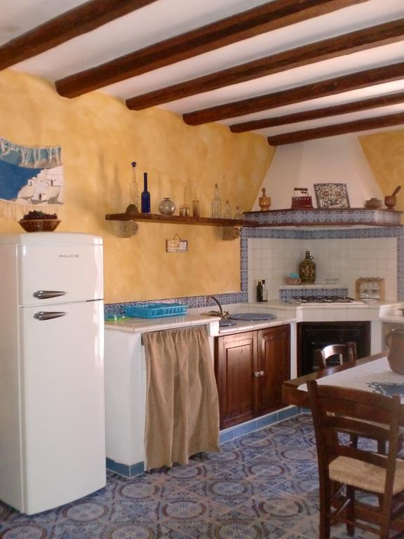 Апартаменти Favignana Margot House Екстер'єр фото